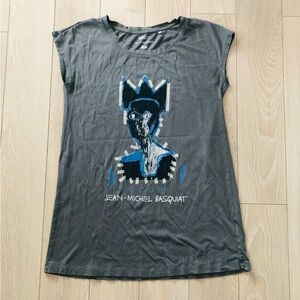 Uniqlo Jean-Michel Basquiat SPRZ NY Graphic Tank Top in Dark Gray Size XS